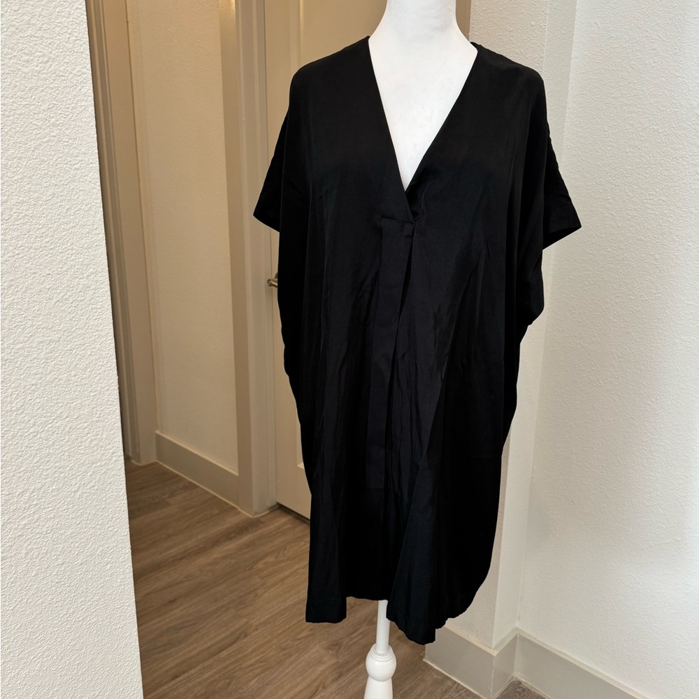 H&M women’s black size medium silk, rayon dress, oversized